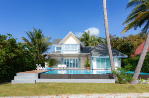Holiday Beachfront Pool Villa