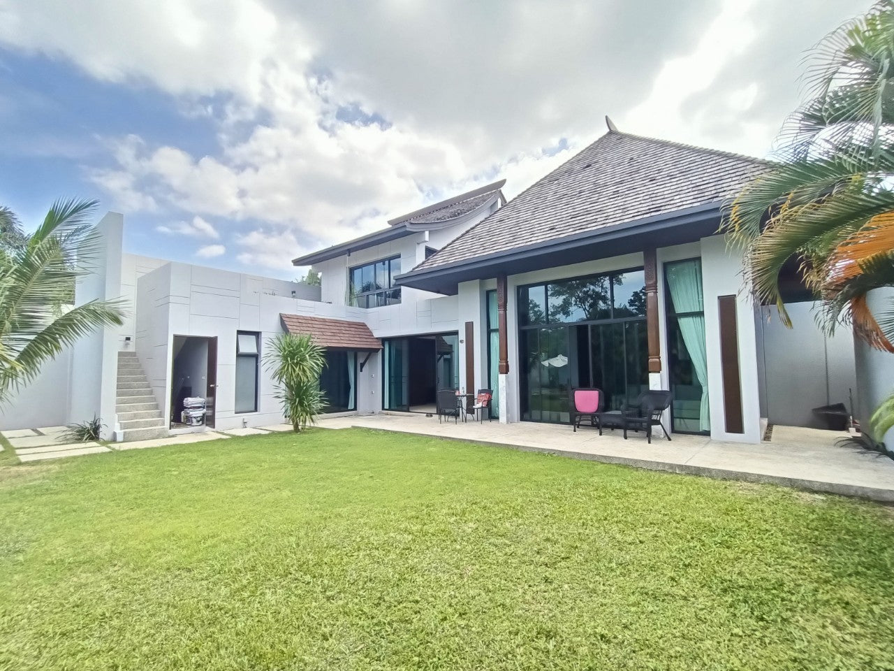 Villa Quite Natural