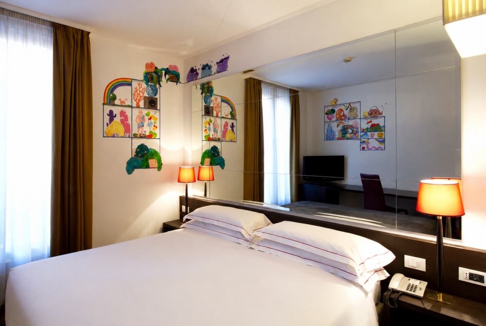 A Classic room at Phi Hotel Bologna