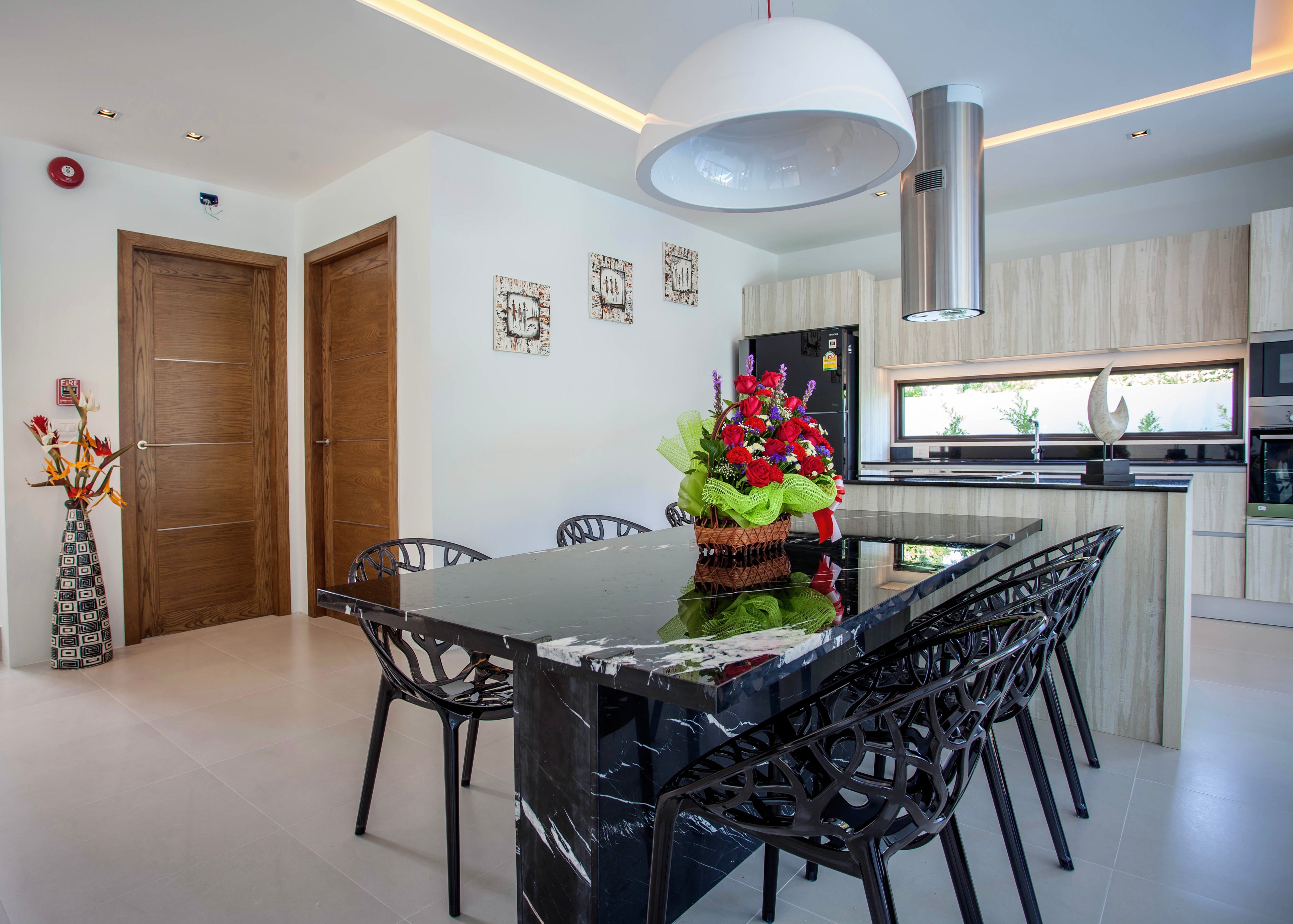 Modern Saiyuan Villa