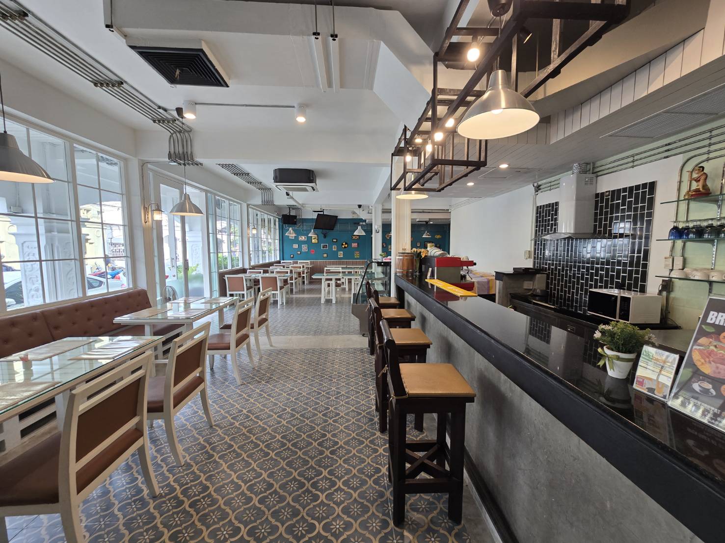 Restaurant Located Within Hotel