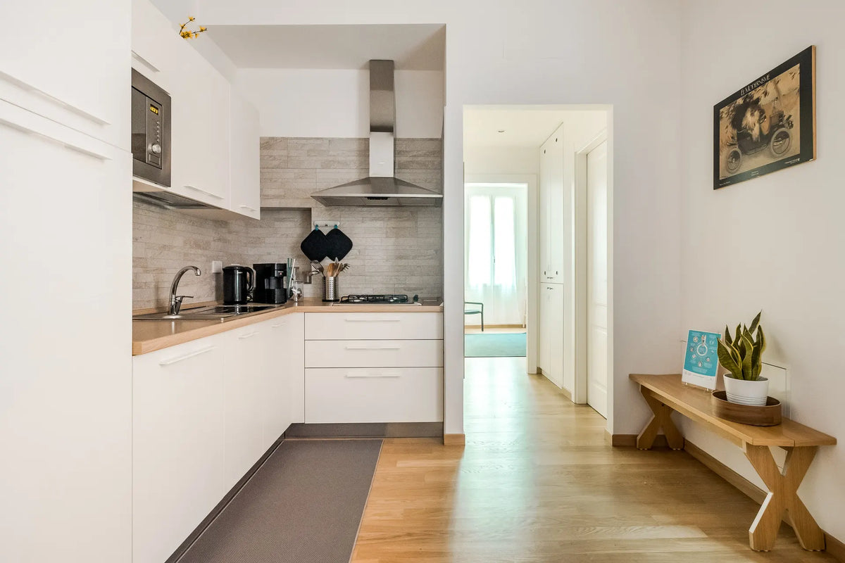 Suite Prendiparte, a renovated apartment at Canonica Suites in Bologna's historic centre