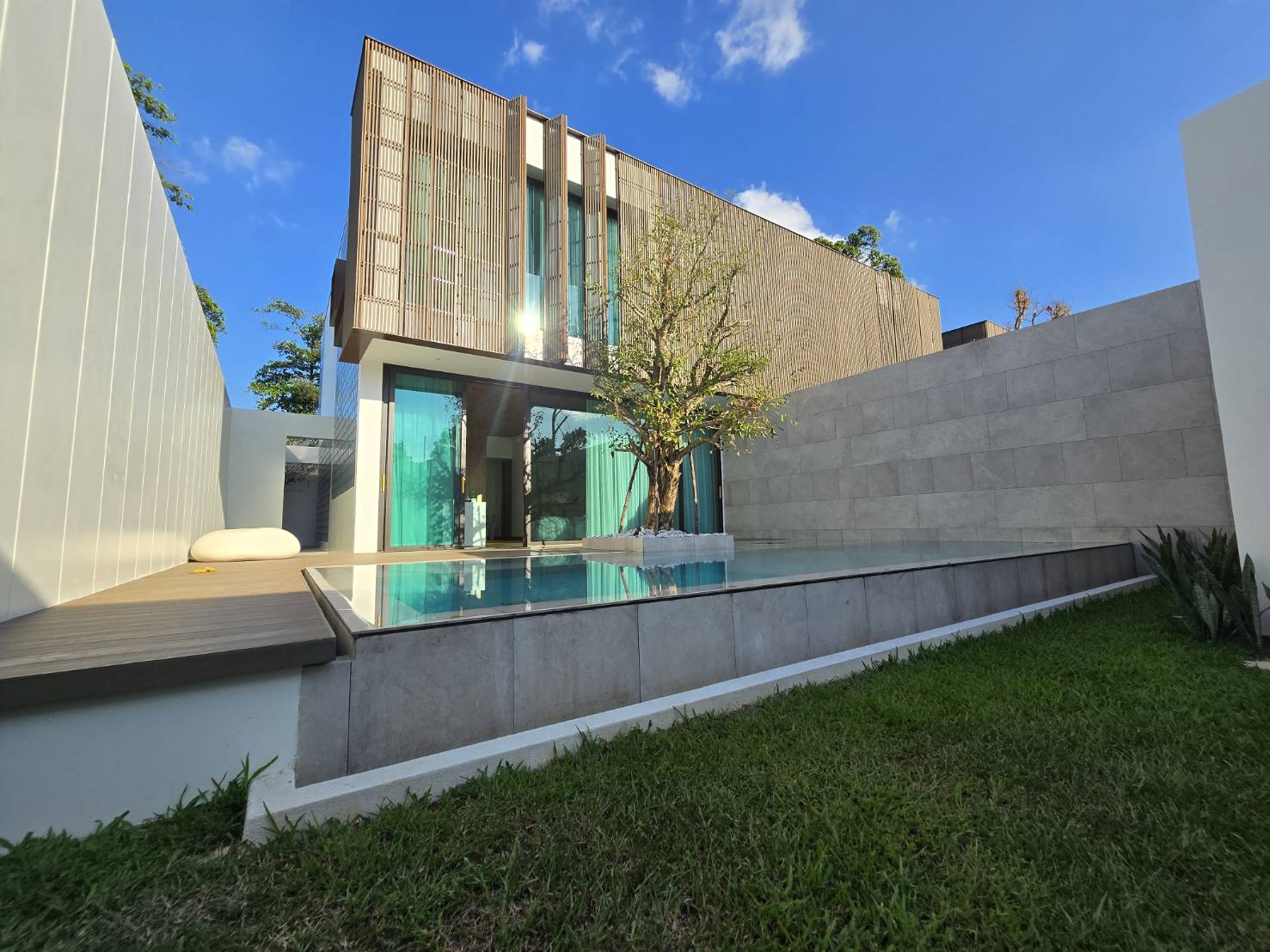 Villa Good Location Bangtao Beach