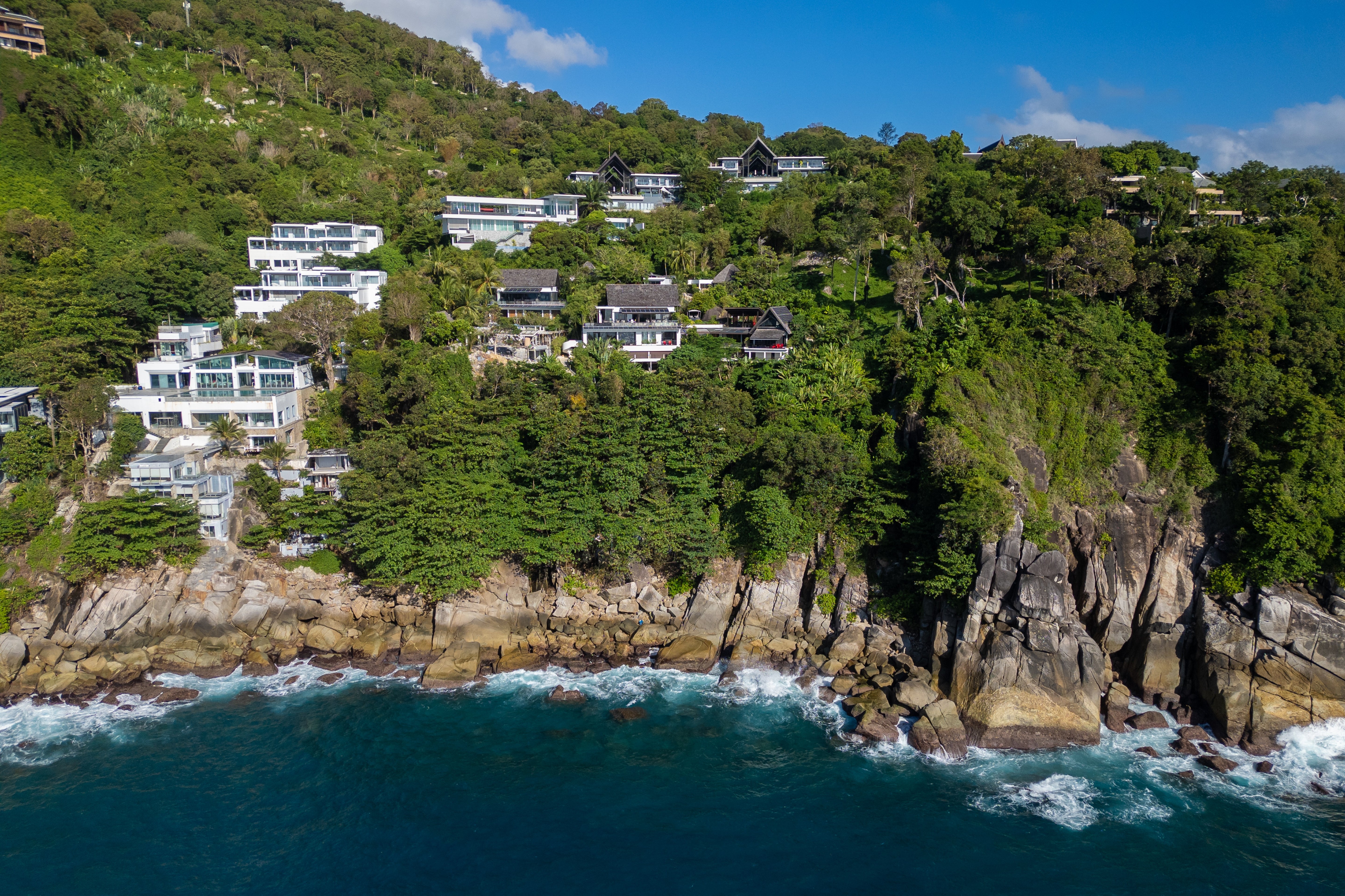 Villa Yin & Yin-Noi Kamala