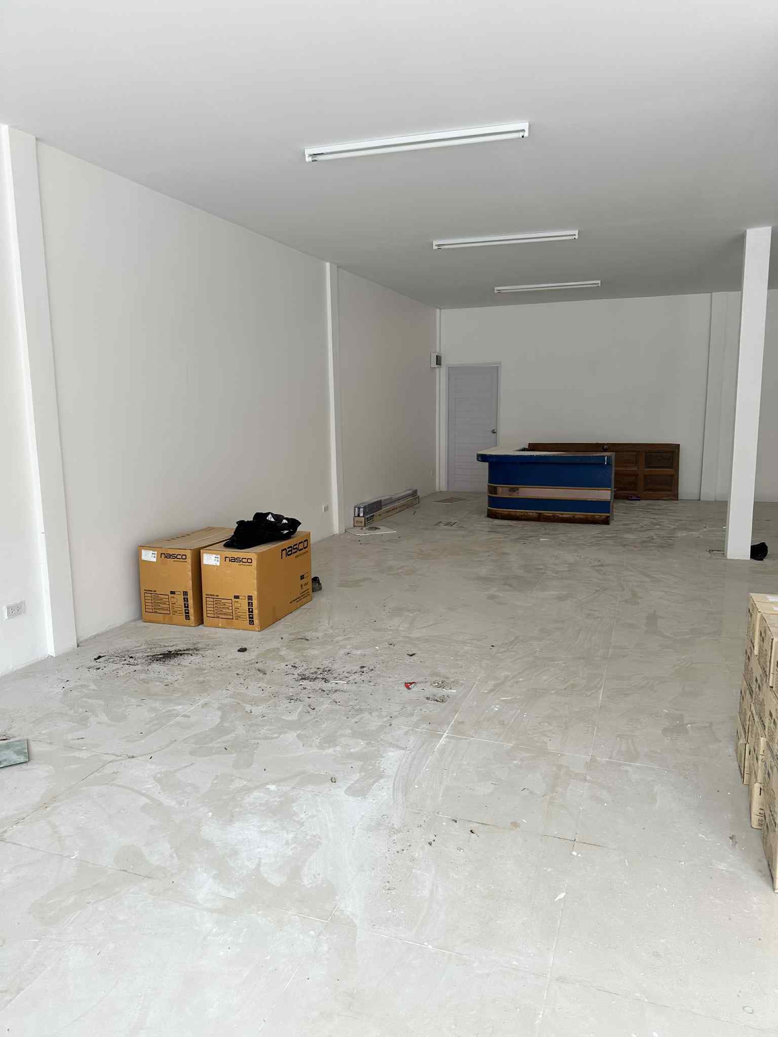 Spacious Shop for Rent  – No Key Money