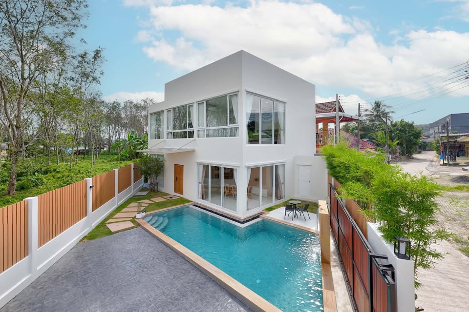 Stunning Two-storey Pool Villa