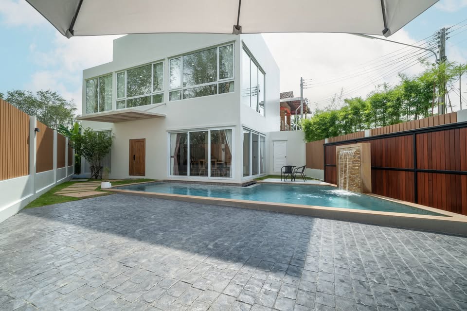 Stunning Two-storey Pool Villa