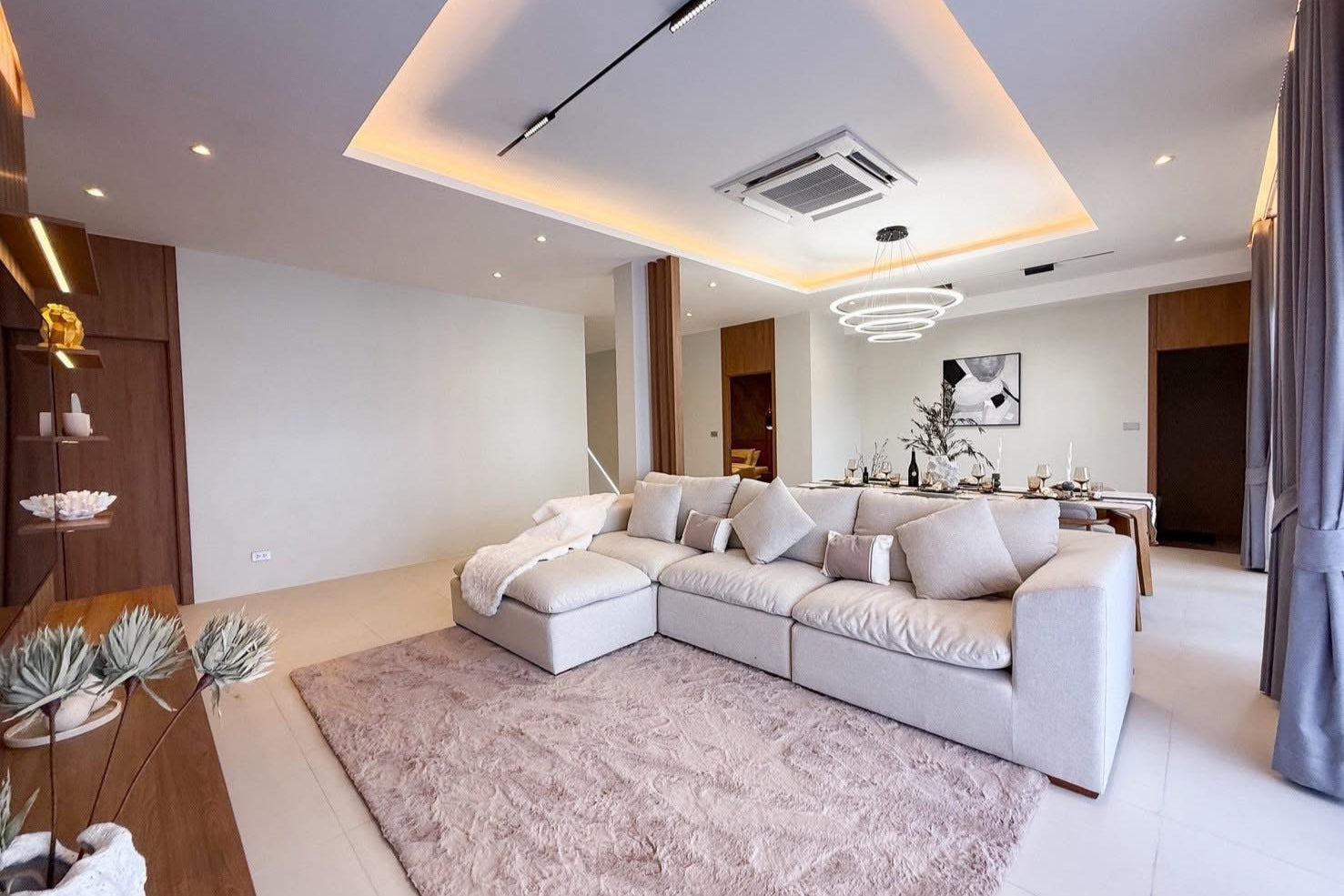 Modern Pool Villa Fully furnished