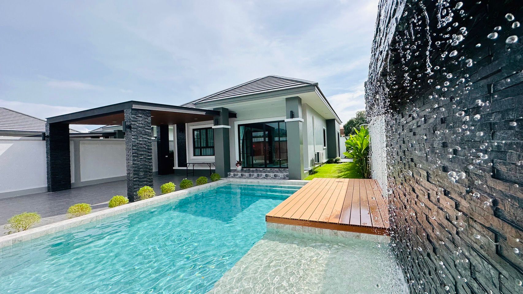 Thalang New Pool Villa
