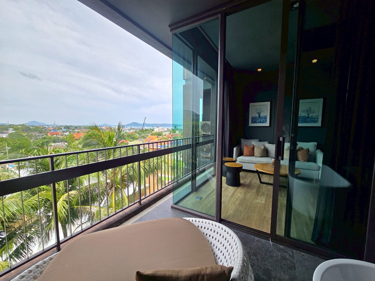 Condo Resort Style