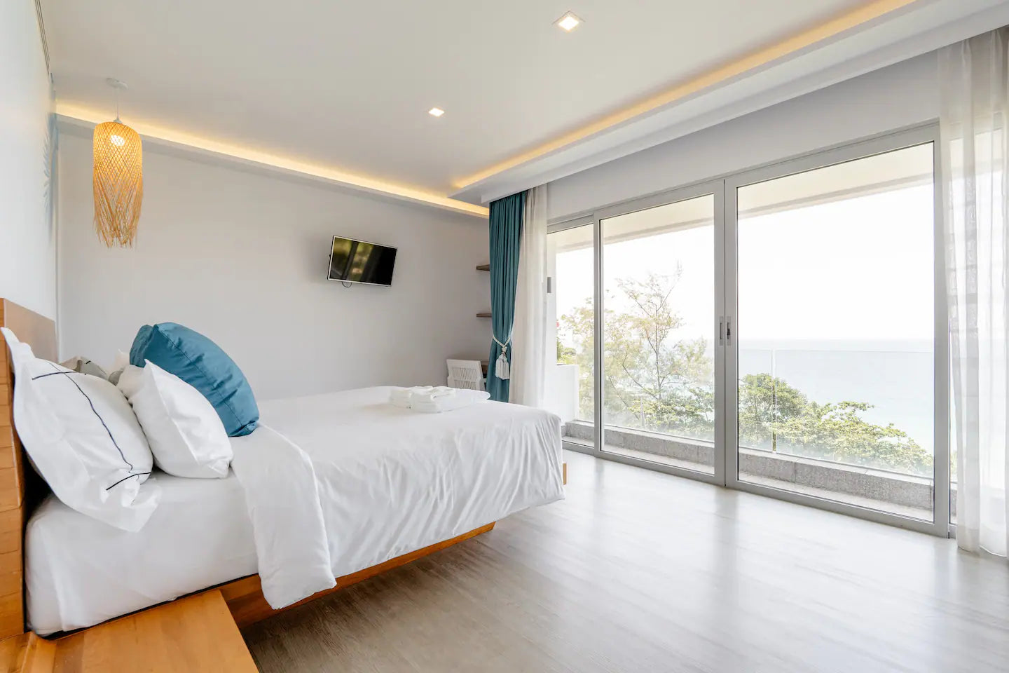 Horizon Crown Villa