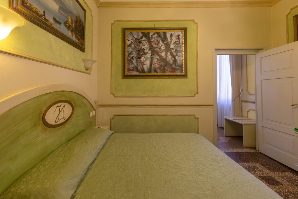 Suite Verde at Antica Residenza d'Azeglio, Bologna