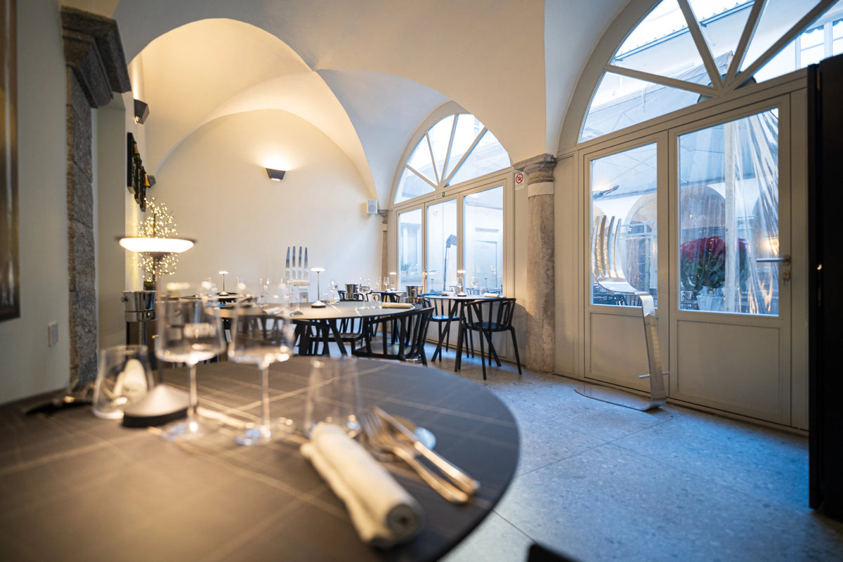 The dining room at Latteria San Fedele