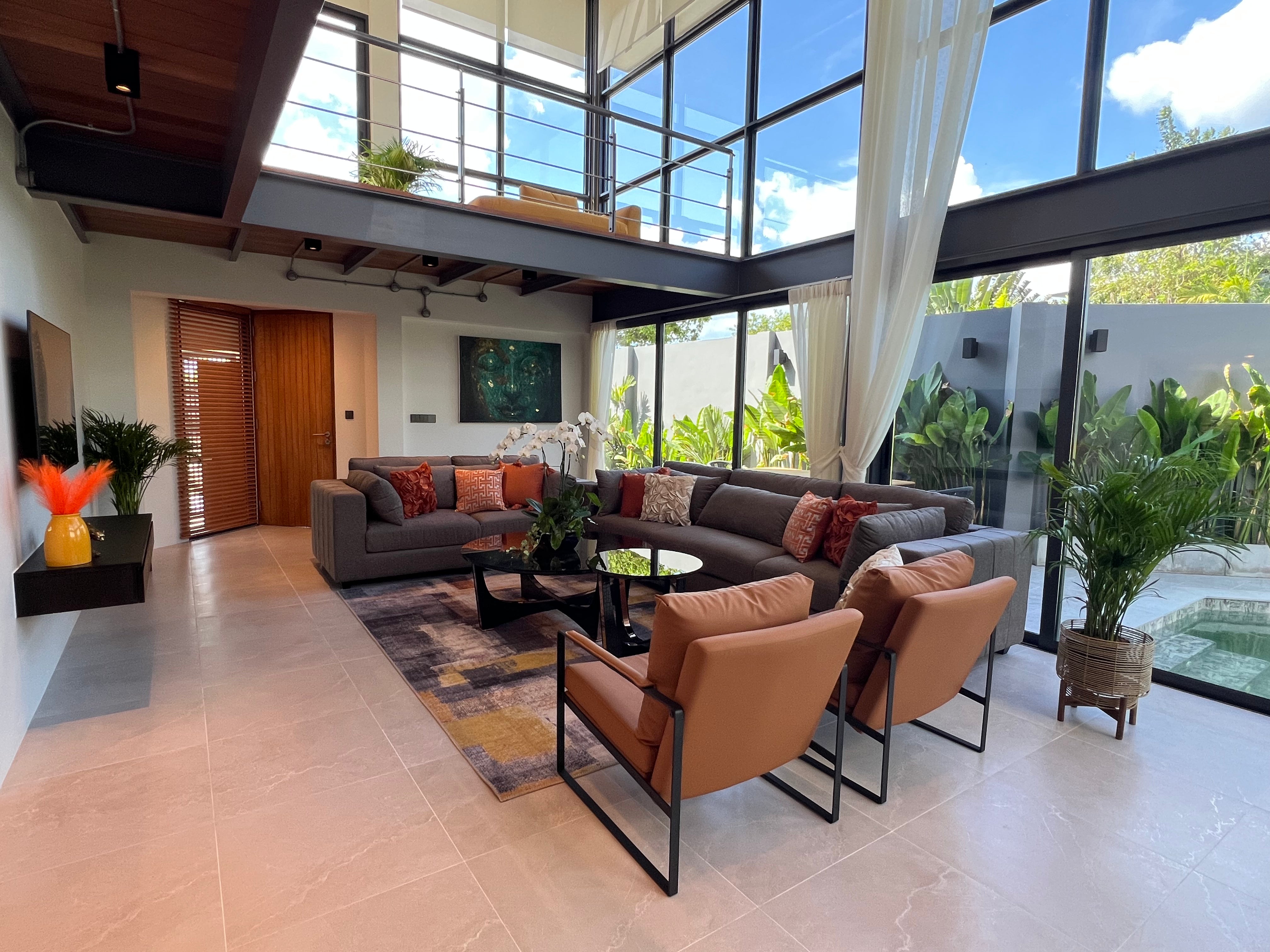 Four Bedroom Modern Luxury Living