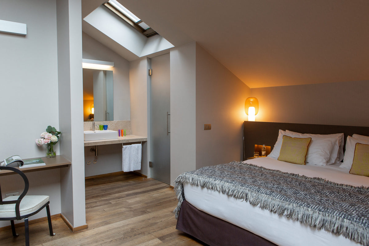 A Junior Suite at Posta Design Hotel