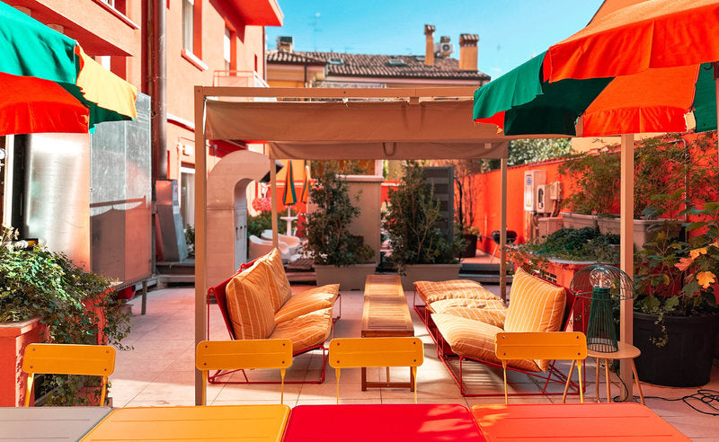 The shared kitchen at Ostello Bello Bologna
