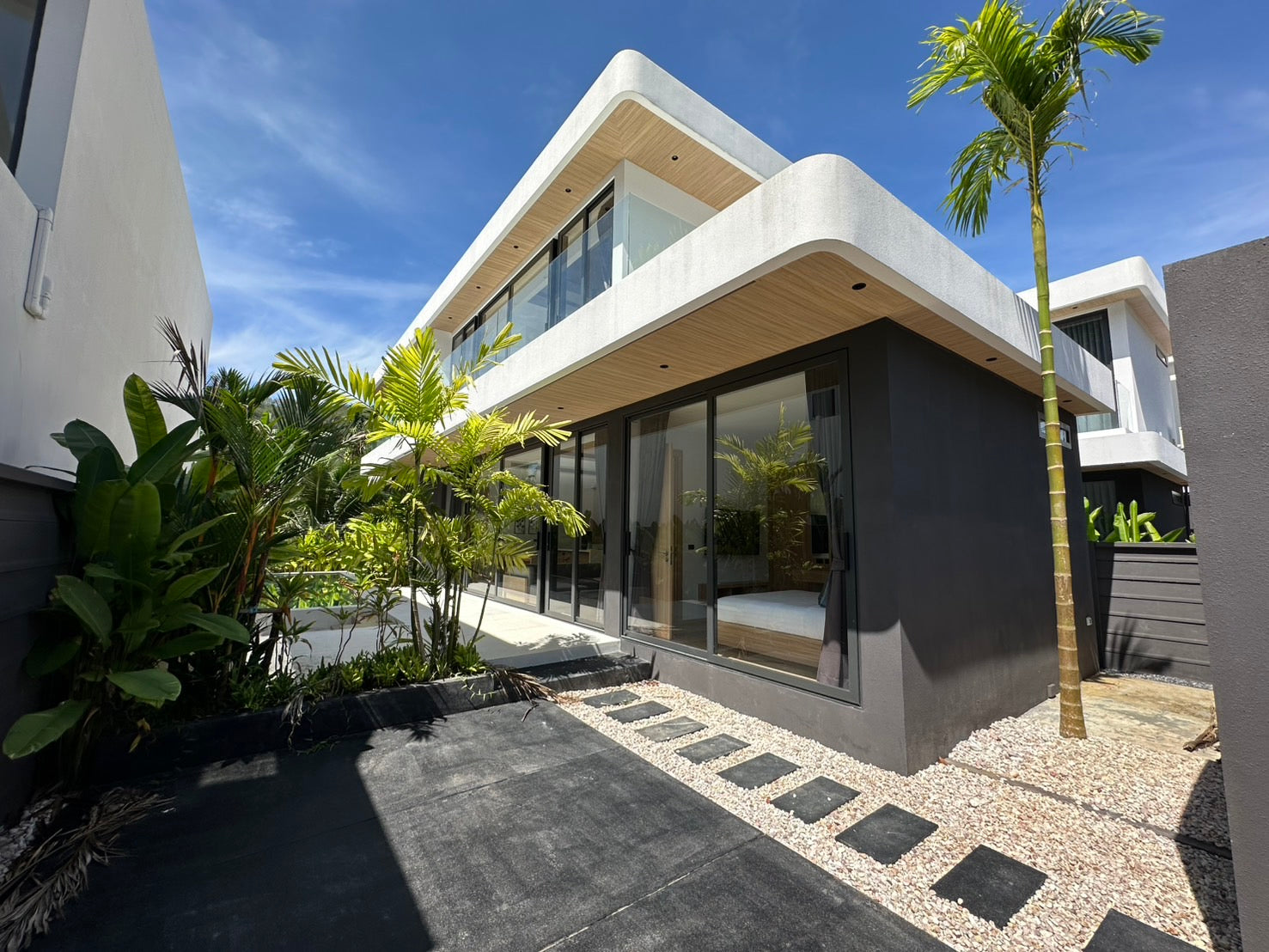 Tropical Luxury Villa