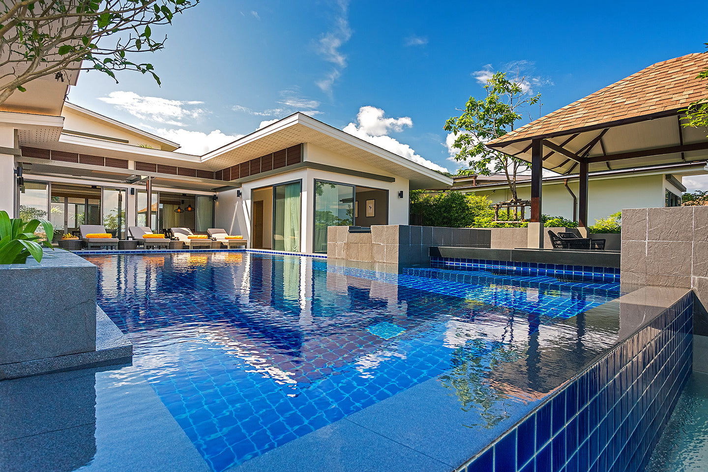 Tropical Living Private Pool Villa