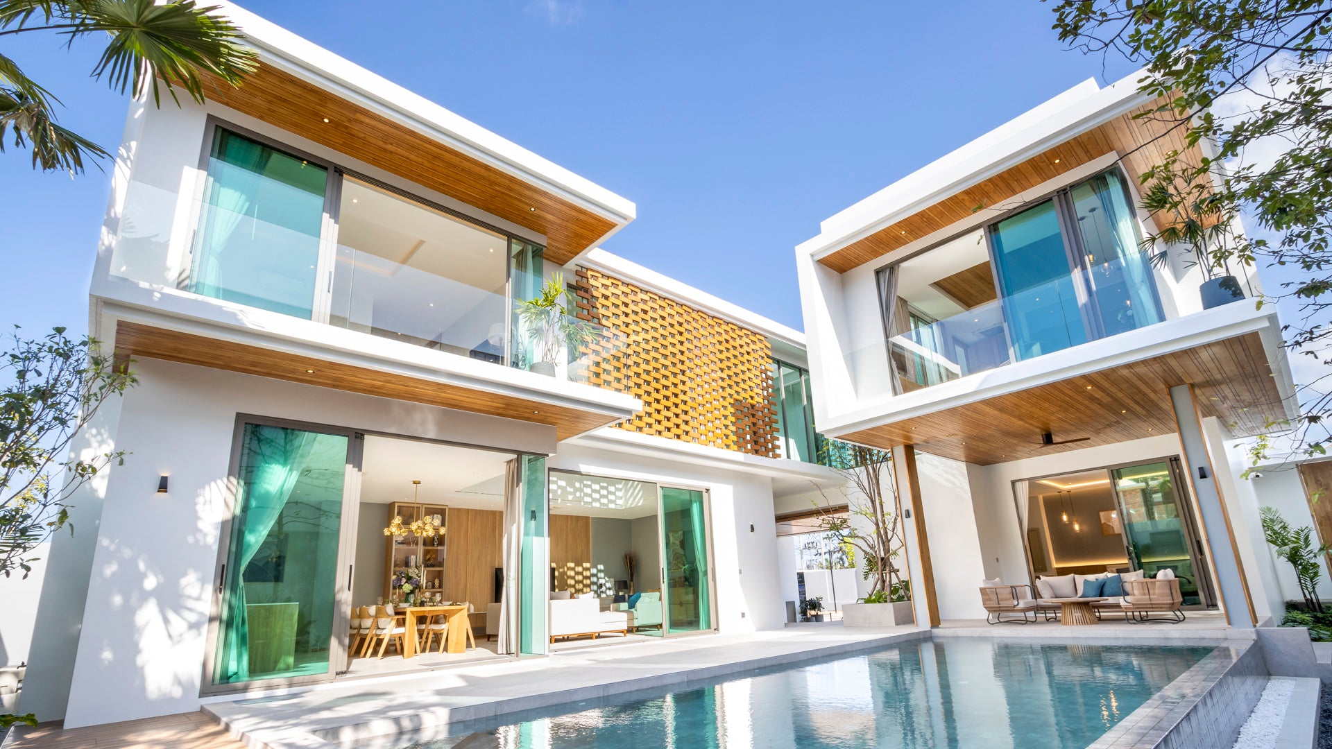 Luxury Five Bedroom Villa
