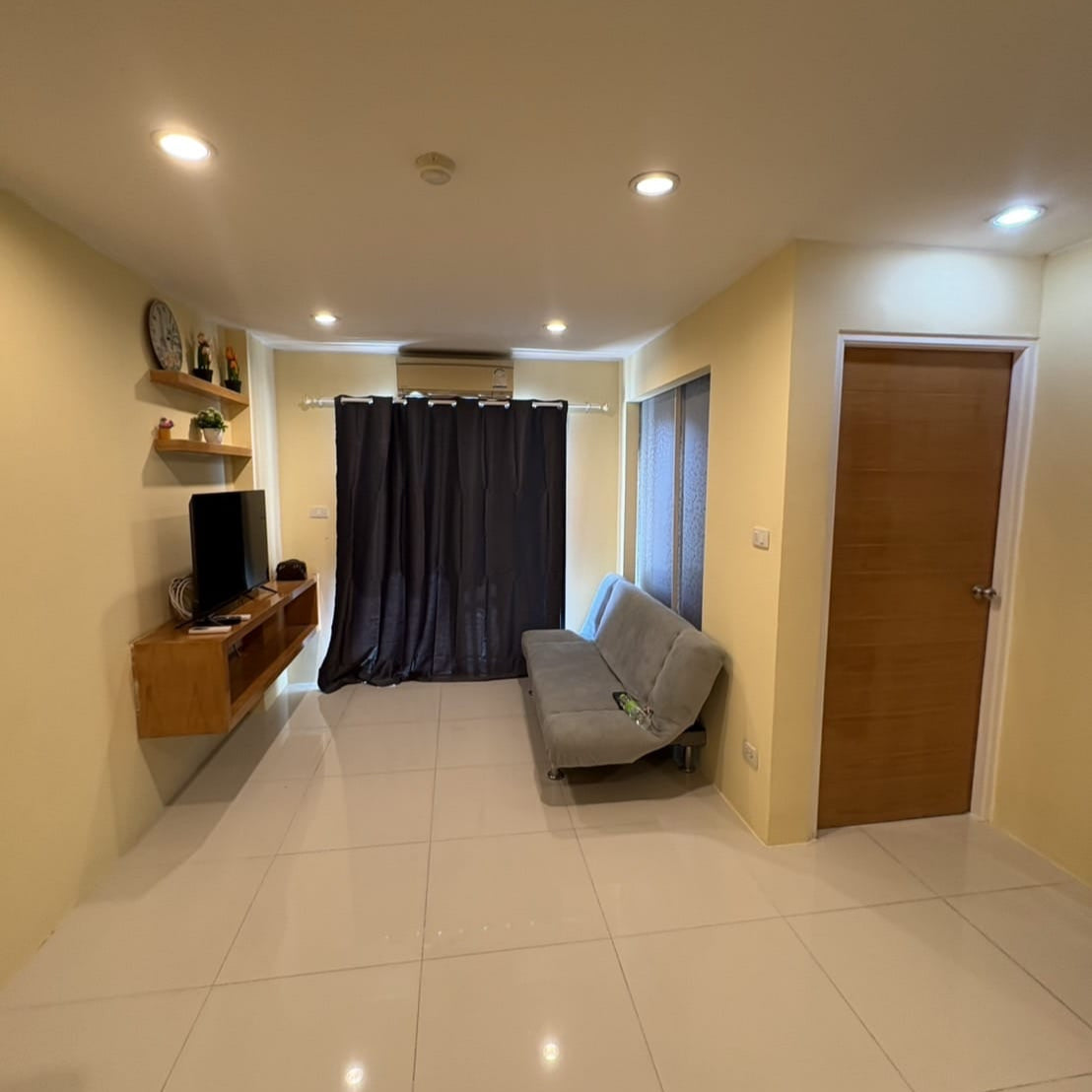 Modern  Condo in Kathu