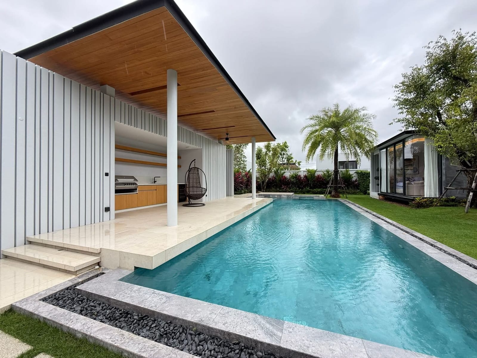 Phuket Laguna Investment