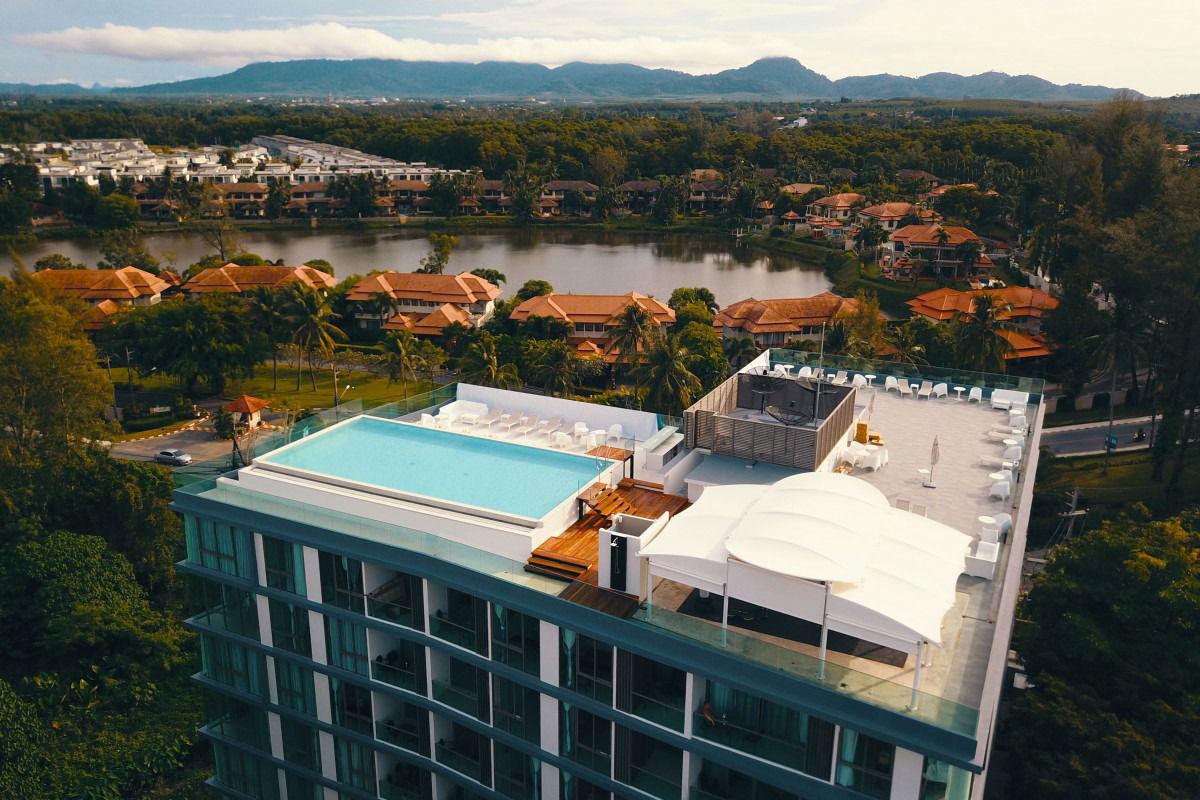 Modern Beachside Condo for Sale at Oceanstone