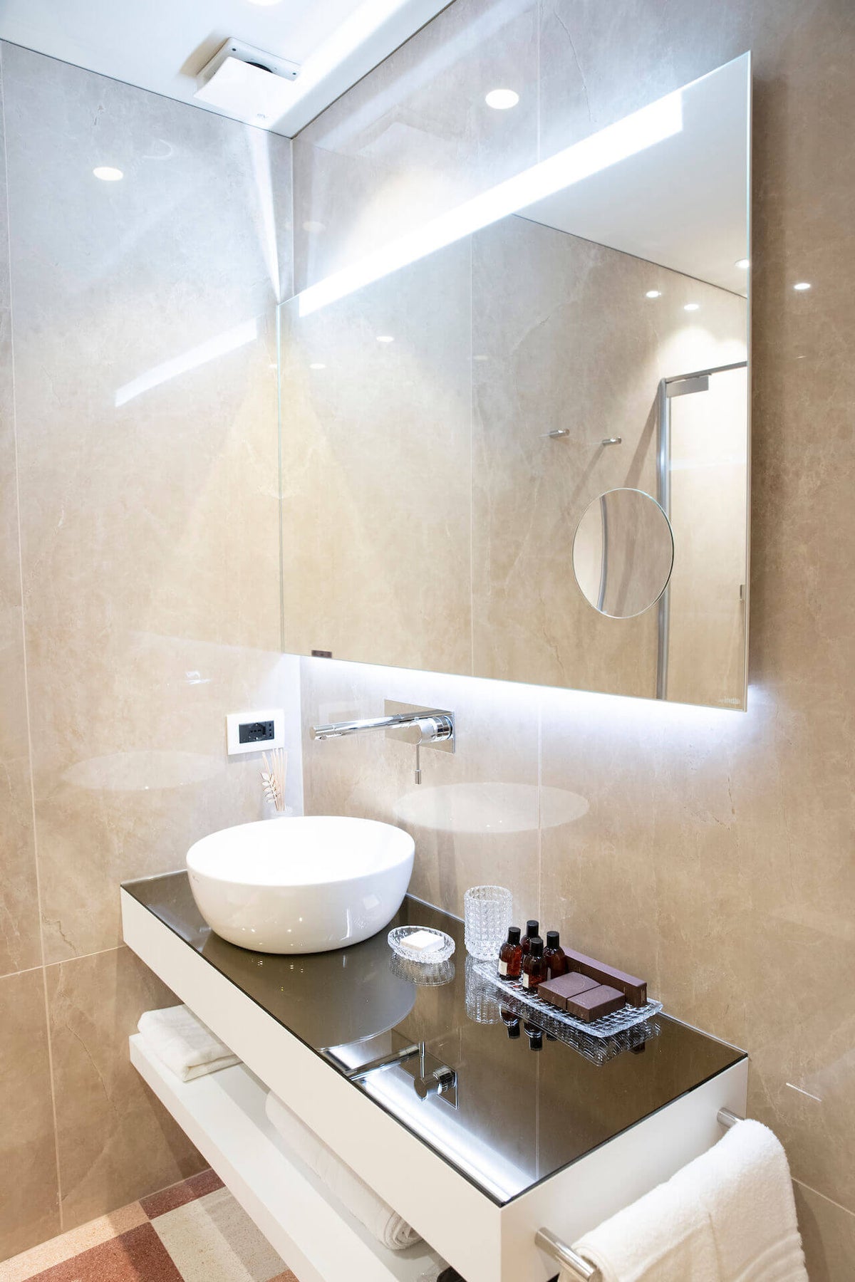 A detail of the Ametista apartment at Gardi Luxury Apartments