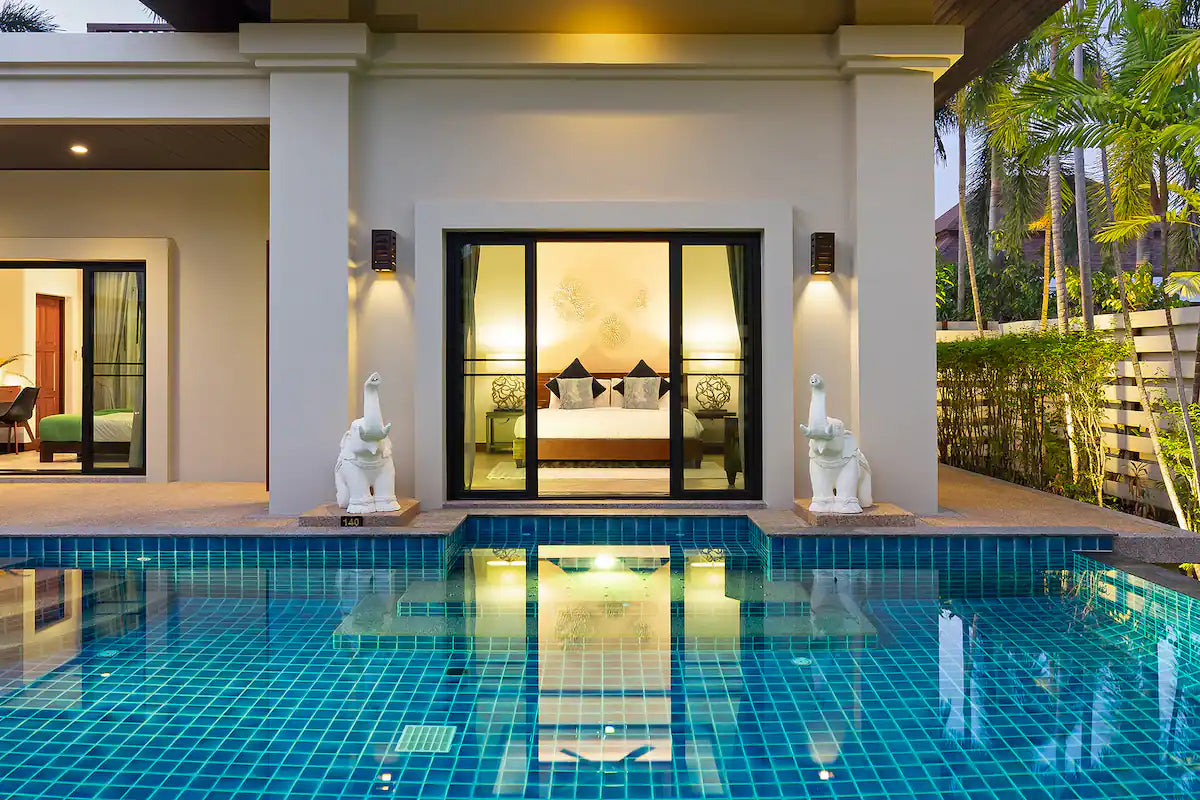3 Bedroom Canal Villa For Rent