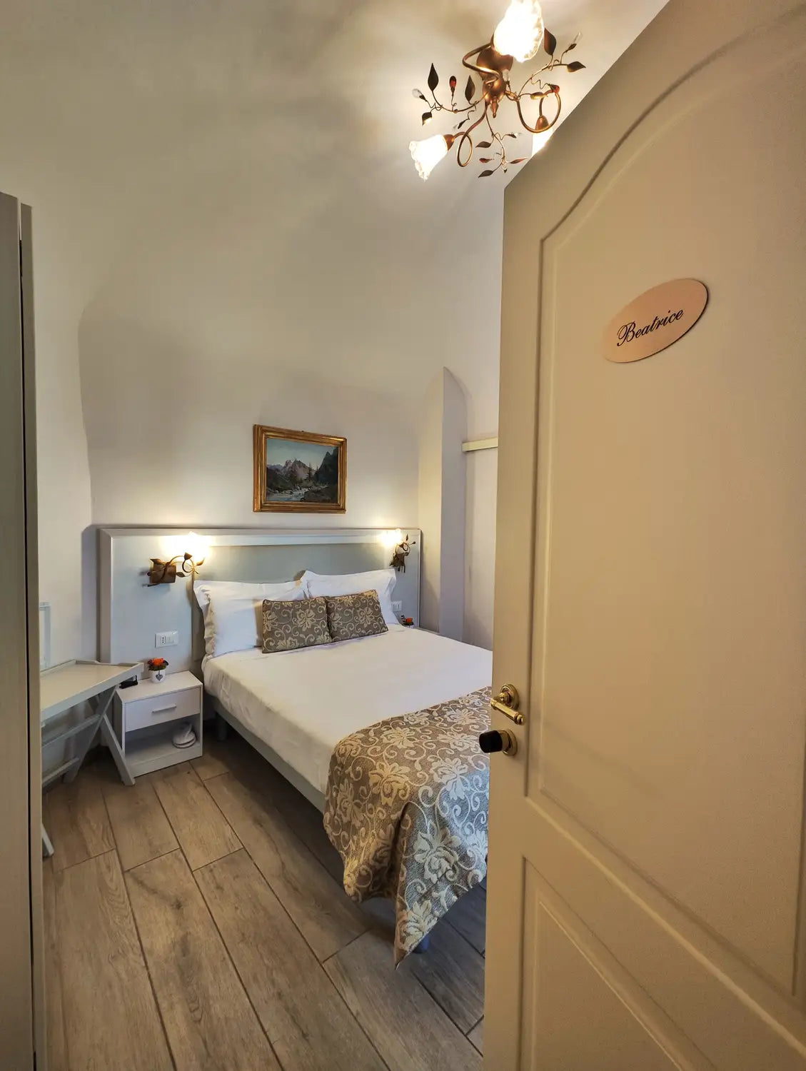 The Beatrice room at Luxury B&B Casa Faccioli