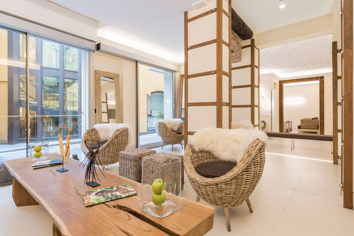 The lounge at Hotel Metropolitan, Bologna