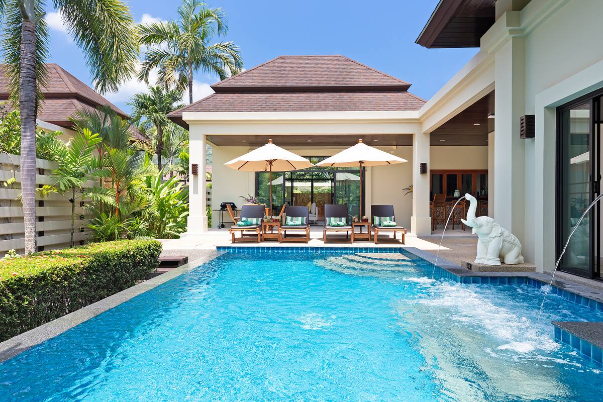 3 Bedroom Canal Villa For Rent