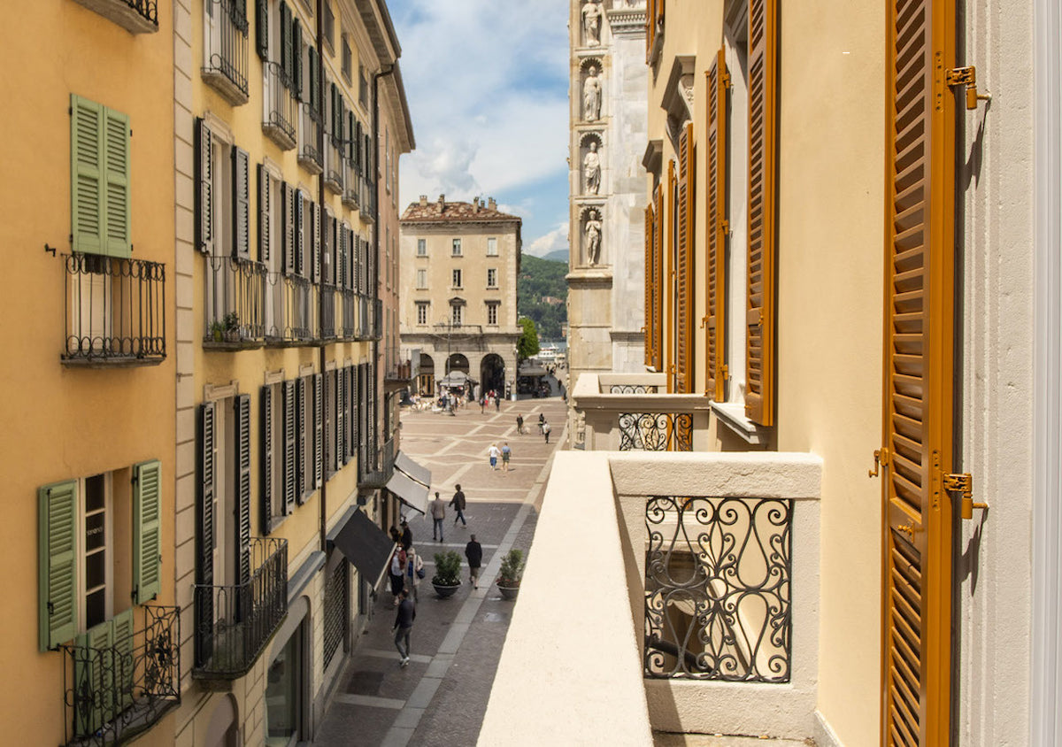 Piazza Duomo from a balcony at DBH Duomo Boutique Hotel