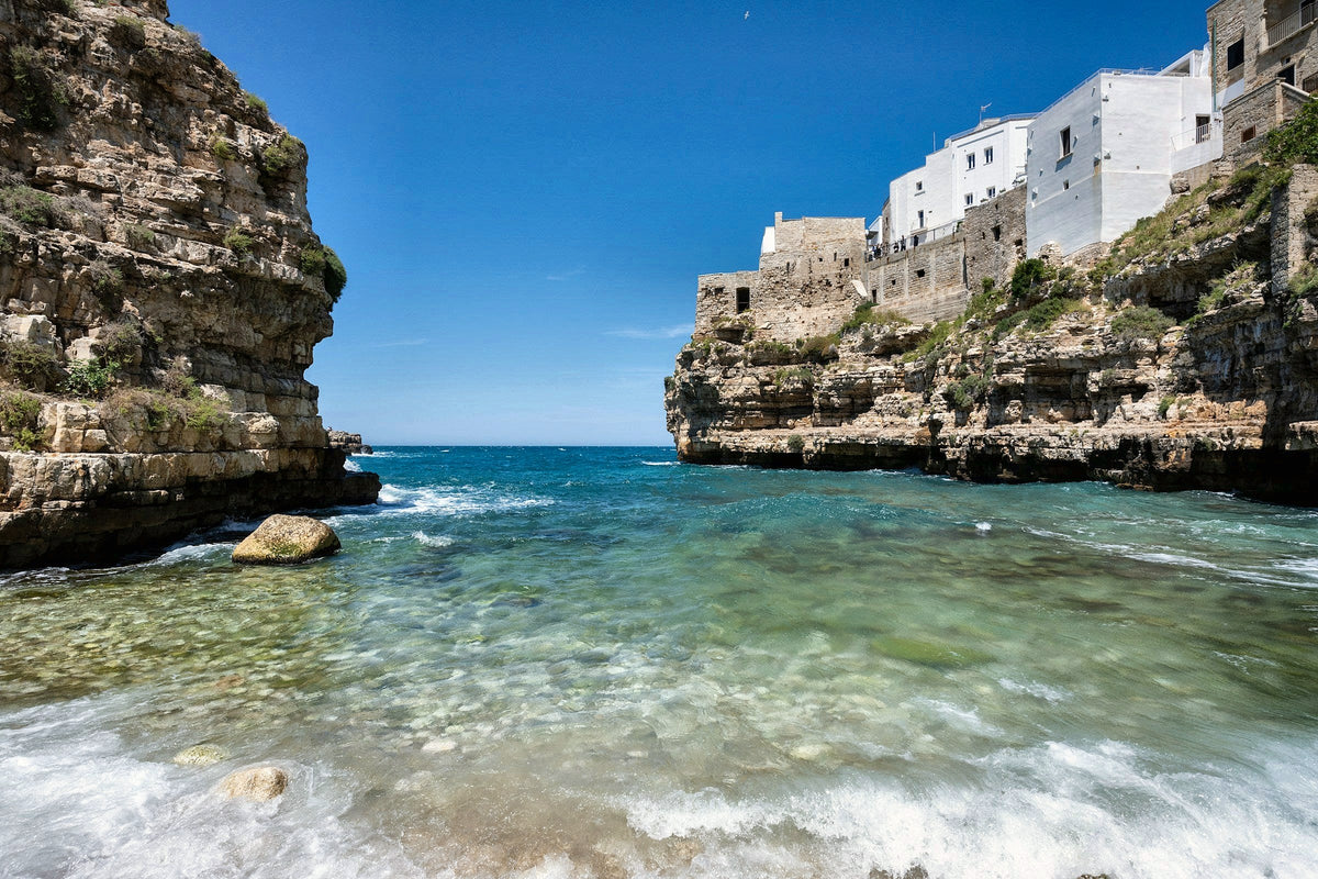 Lama Monachile cove between the cliffs of Polignano a Mare