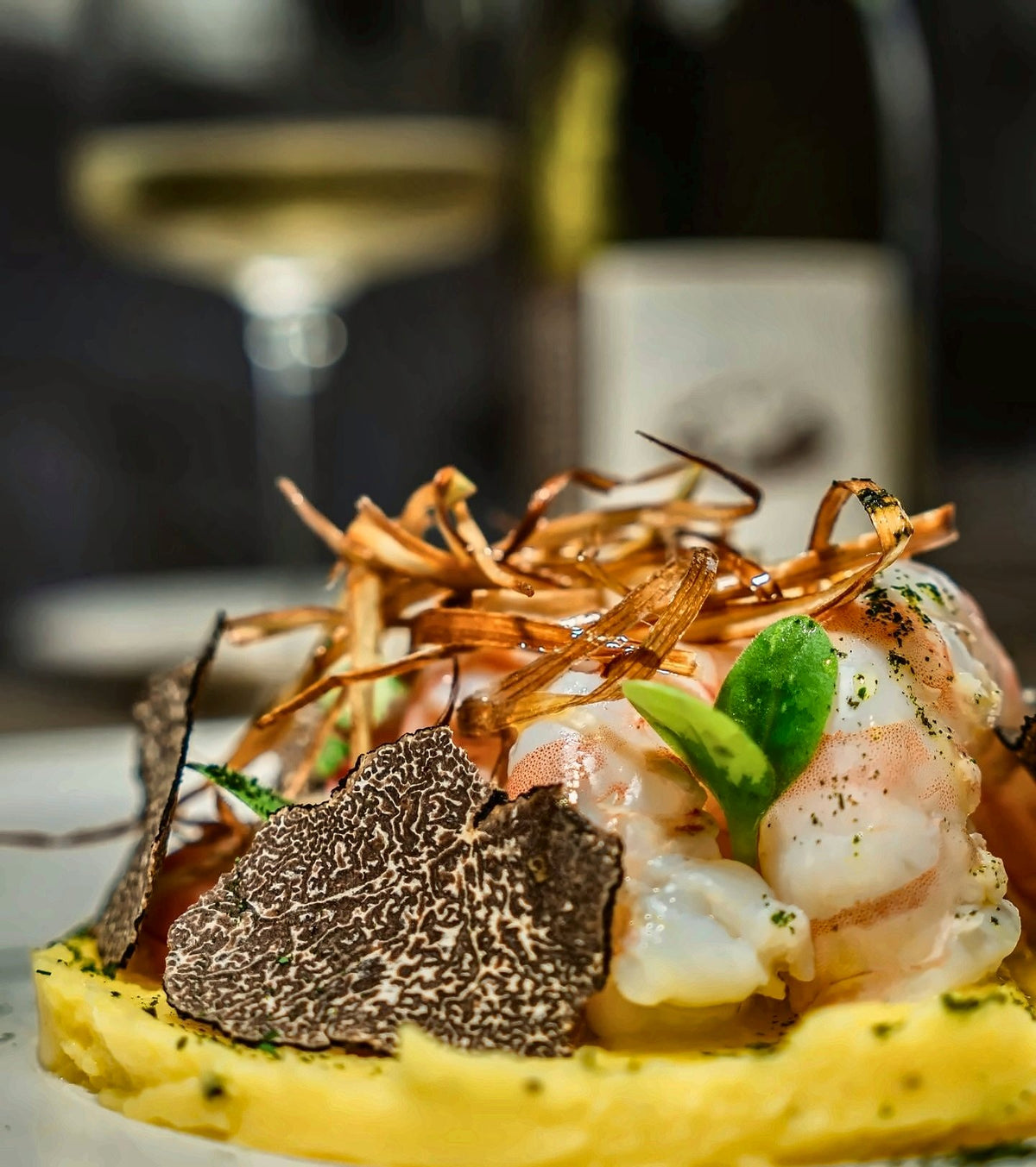 Pan-seared prawns with black truffle at Ristorante Biancofiore