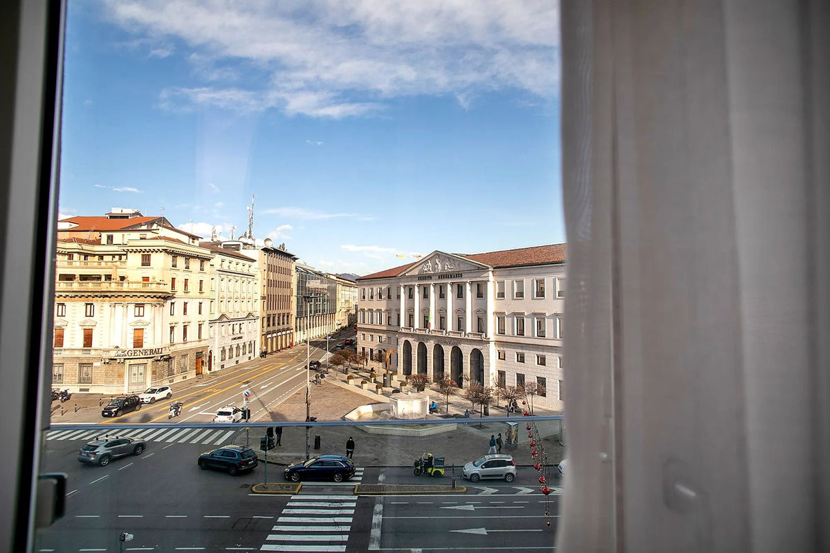 City-centre view from a room at Hotel Cappello d'Oro