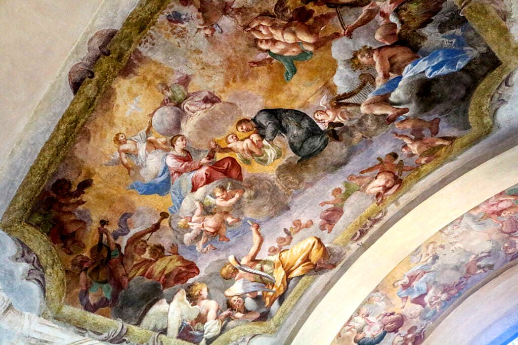 Frescoed ceiling in the Sala Civica at Il Circolino