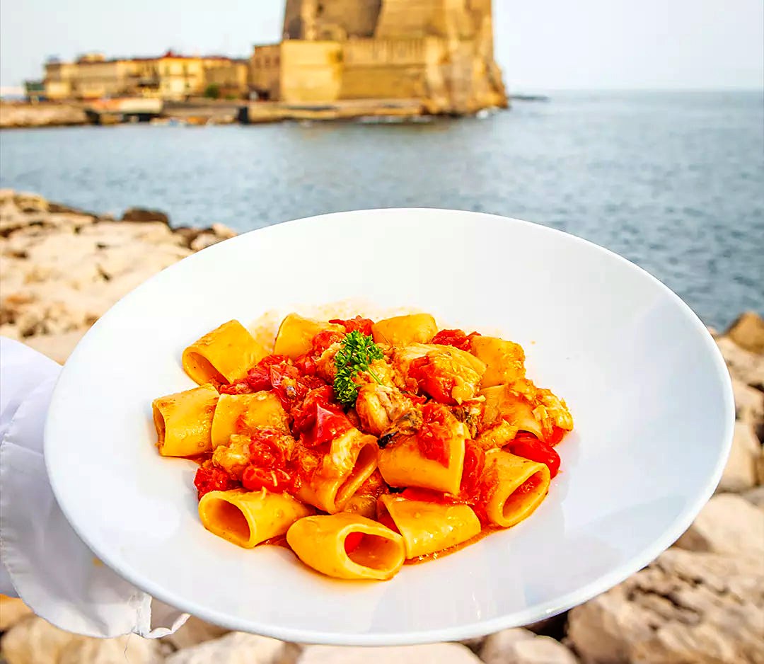 Paccheri facing Castel dell'Ovo at Antonio&Antonio
