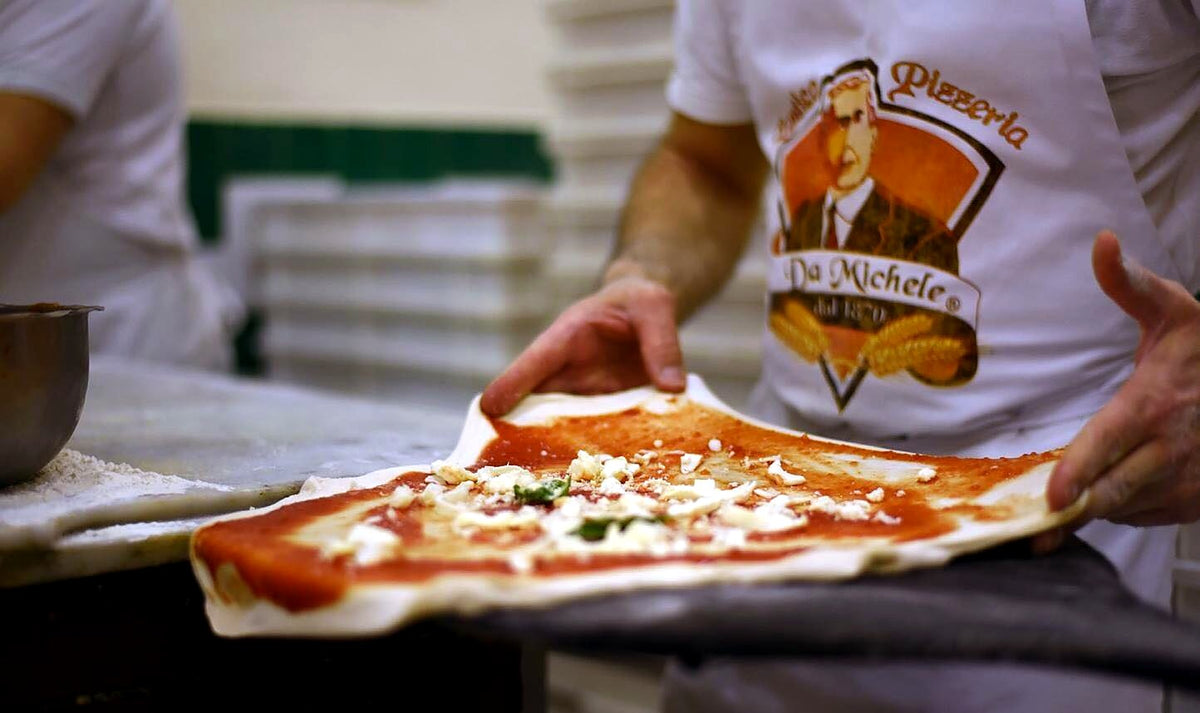 Margherita on the peel at Da Michele