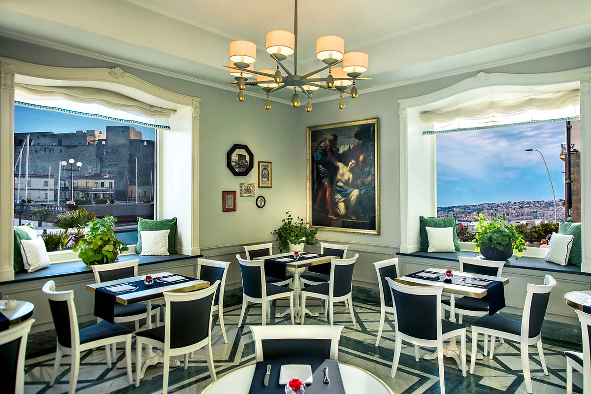 Megaris restaurant at Grand Hotel Santa Lucia
