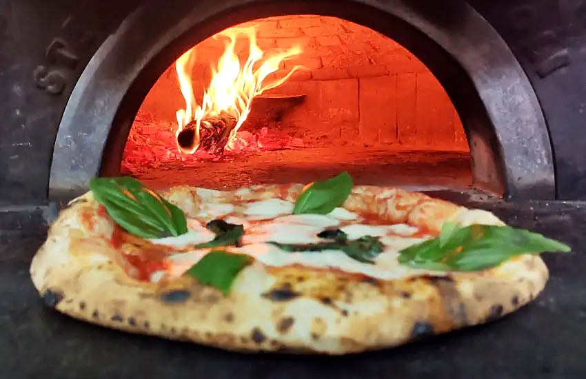 Pizza Margherita at Pizzeria Brandi