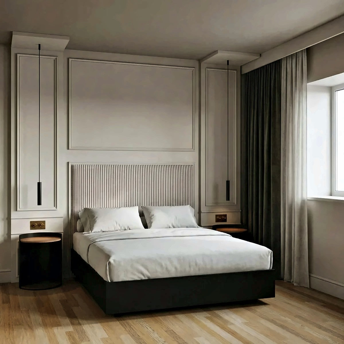 Double room at Hotel Serafino with white panelled walls and a tall window