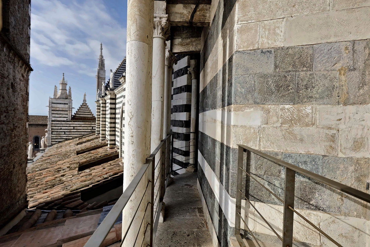 The Porta del Cielo rooftop walk above Siena Cathedral