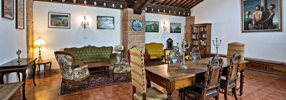 Superior double room with windows onto the old town at Hotel Alma Domus