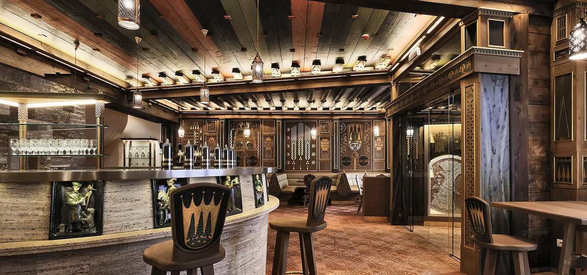 Wood-panelled beer hall at Forsterbräu Trento