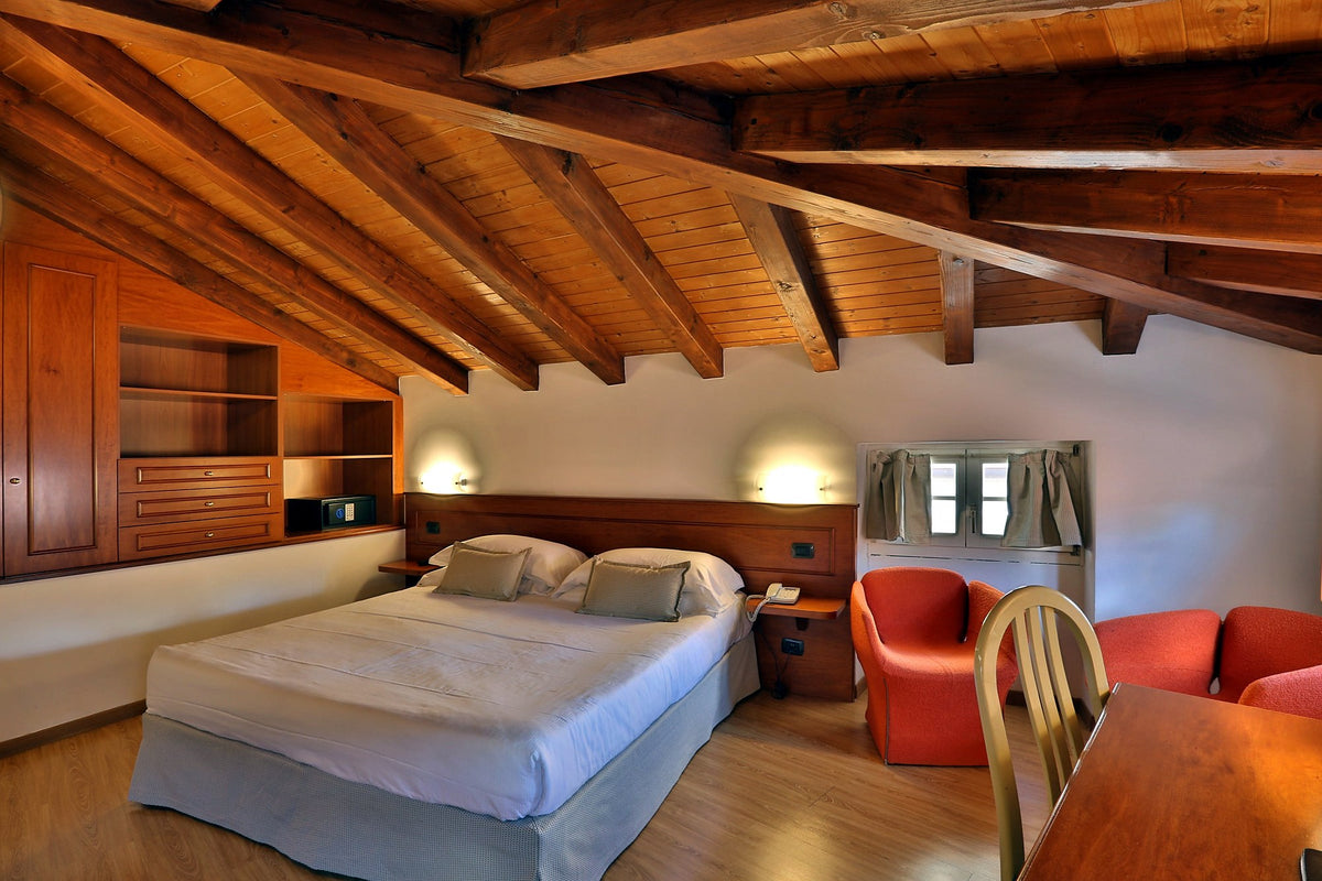 Double room at Hotel James Joyce