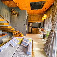 Honeymoon High View Duplex