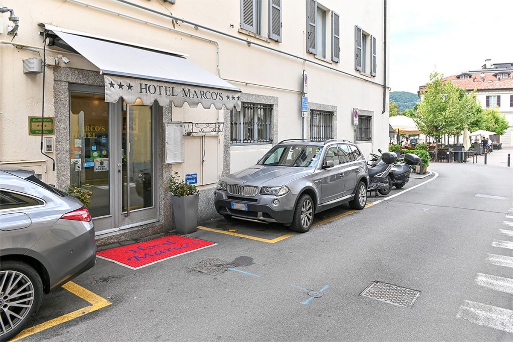 The entrance of Hotel Marco's