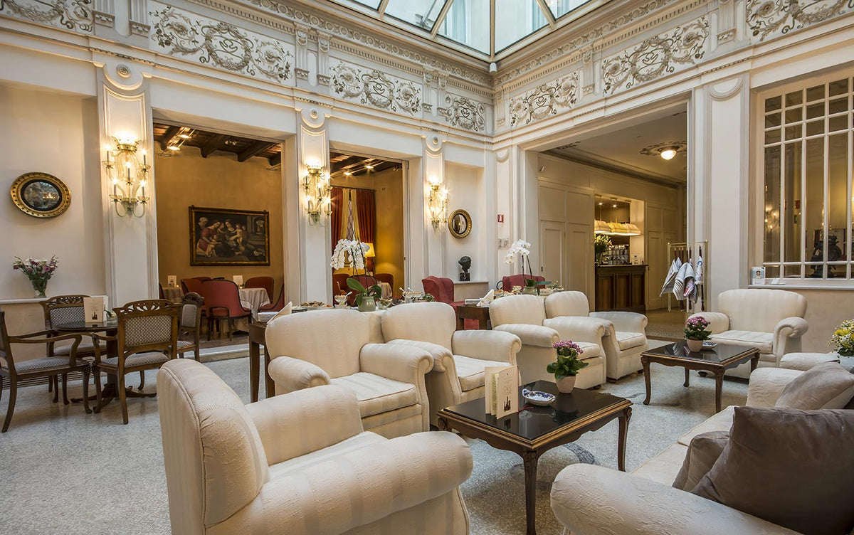 Another view of the hall at Hotel Corona d'Oro