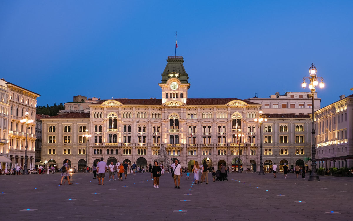 Piazza Unità d'Italia in the blue hour