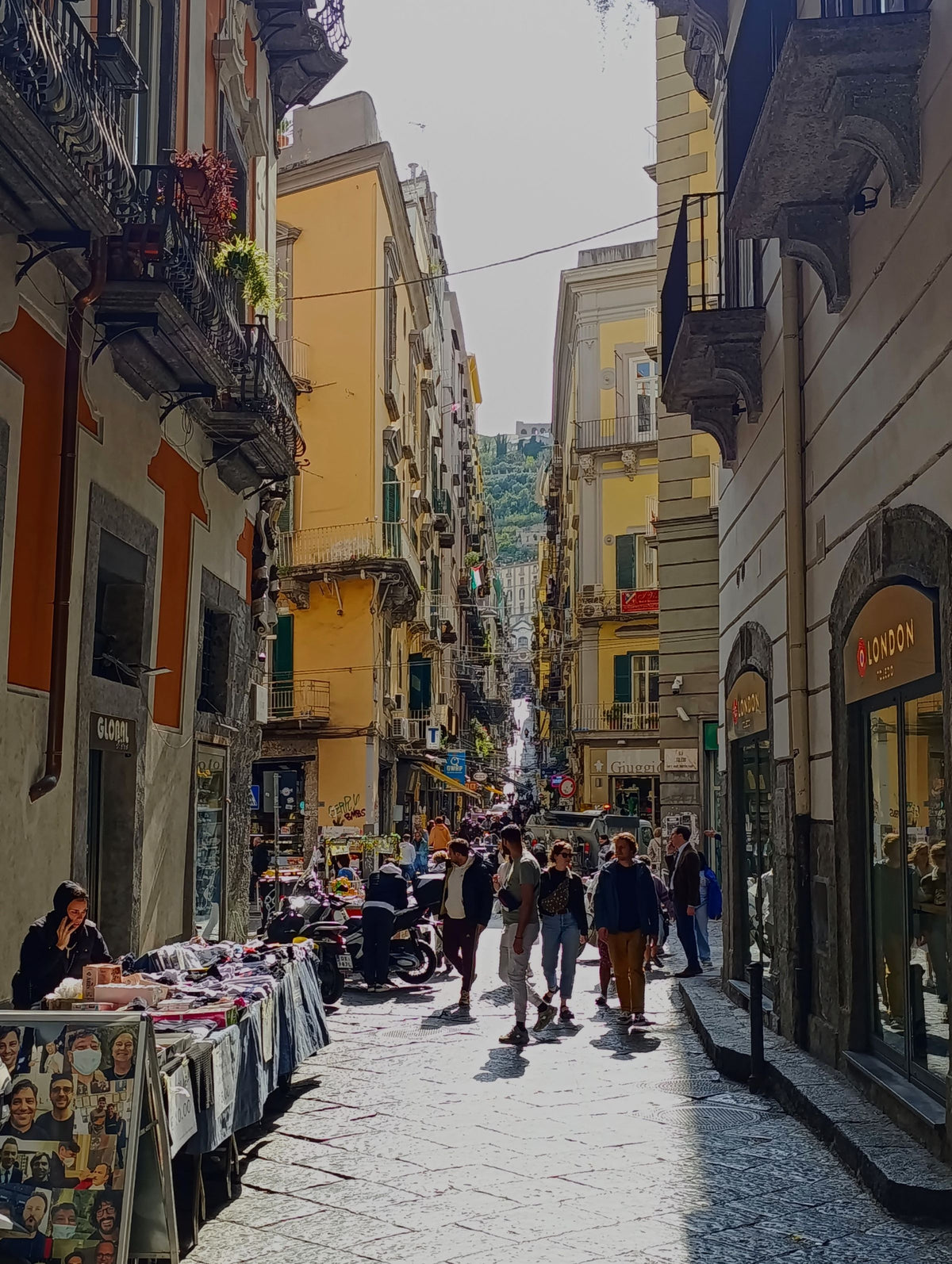 A busy street in the Quartieri Spagnoli